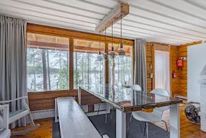 Mäntykallio hirsimökki / Cottage with a view - Image 5