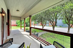 The Solo-House Minutes Away From The Silos & BU - Image 3