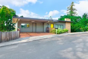 Hawthorne Haus - Image 5