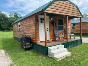 COUNTRY HAVEN TINY CABIN - 7 MIN WALK TO CAVERNS! - Image 4