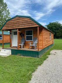COUNTRY HAVEN TINY CABIN - 7 MIN WALK TO CAVERNS! - Image 5