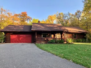 Log Home w/ Leech Lake Beach Access and Game Room! - Image 2
