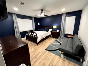 Newly Remodeled Gem In The Epicenter of The ATX - Image 5