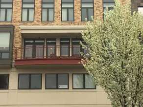 Newly renovated luxury condo downtown Grand Haven - Image 3