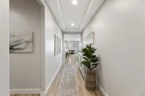 Modern 5 Bedroom, Double Master Elegant Home inn - Image 2