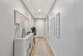 Modern 5 Bedroom, Double Master Elegant Home inn - Image 3