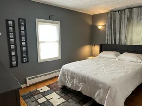 Comfy country house in the city. - Image 3