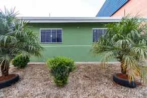 Nice house with parking included - Image 2