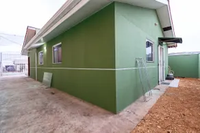 Nice house with parking included - Image 3
