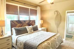 The Red Door Hideaway - Image 3