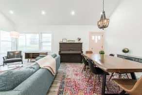 Cleveland Point Beach House - Image 4