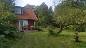 Cottage in the middle of nature with wonderful garden - Image 3