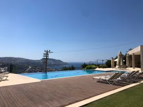 Spacious Triplex Villa | Private Pool & Sea View - Image 4