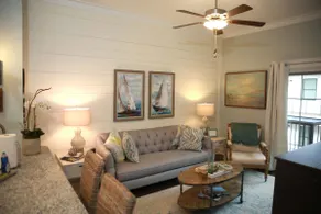 Welcome to Our Beach Condo! Steps to Village Pier - Image 5