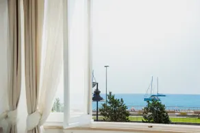 Sea view studio 2 minutes from the beach - Image 2