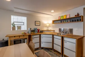 Private Lincoln Square Garden Apt - Image 4