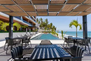 Ocean Front 2 Bedroom with Pool & Ocean Views - Image 4