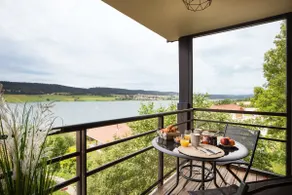 Duplex with lake view * * * * Lake View - Image 2