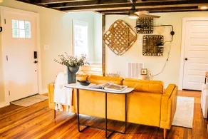 Romantic Cottage Nestled in the Blue Ridge - Image 5