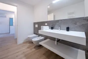 Two-room apartment in Barcola, near the sea - Image 3