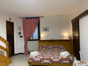 Violetta Studio Apartment - Image 5