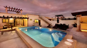 2-Bedroom/2.5 Bath/Salt Water Pool/Outdoor kitchen - Image 2