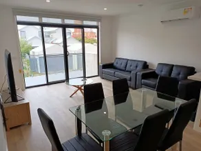 Modern 3 bedroom townhouse in Ballarat Central - Image 4
