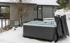 Hot tub, Deck, Mountain View, Pet friendly Cabin - Image 2