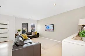 Central Warrnambool Townhouse - Image 4