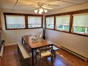 Waterfront Beach Cottage in Constance Bay Ottawa - Image 4
