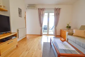 Apartment Gabriela - 200m from beach ! - Image 2
