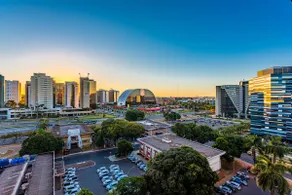 Flat - Beautiful View. Central. Monumental Axis - Image 3