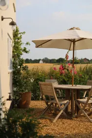 The Granary - Stylish converted farm building - Image 4