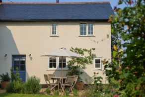 The Granary - Stylish converted farm building - Image 2