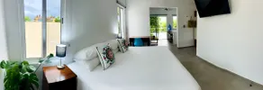 AQUA GUESTHOUSE 5 ~ Steps to BEACH ~ A+ Internet - Image 2