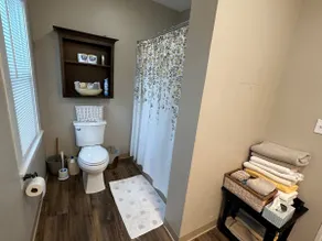 Cozy Village Family Suite - Image 3