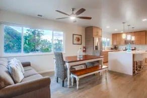 Coastal Retreat • 8BR/7BA Steps to Moonlight Beach - Image 5