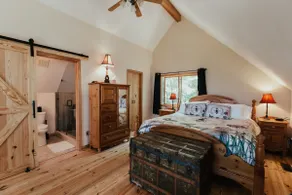 Garden Tub Open Now! -King Size Bed- Fiber Optic - Image 4