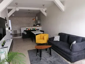 Central Loft Apartment - Image 2