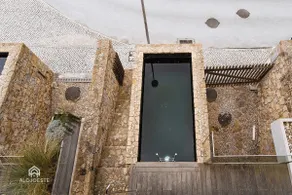 Quaint & Chic Seaside Villa - Image 5
