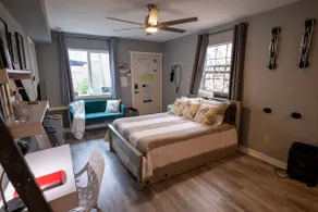 Little Sugar Hideaway | Pet-Friendly NWA Retreat - Image 4