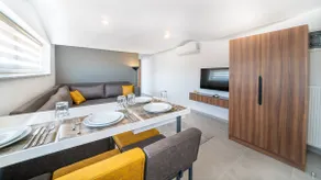 Midpoint Suites - Roof Suite 301 - Image 3