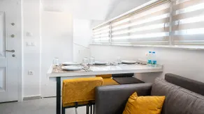 Midpoint Suites - Roof Suite 301 - Image 5