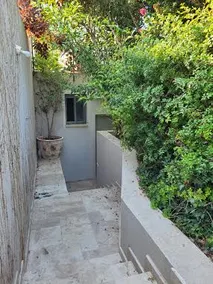 Charming modern country unit for rent - Image 2