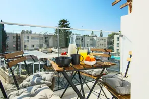 Phaedrus Living: Seaside Luxury Flat Lighthouse 65 - Image 2