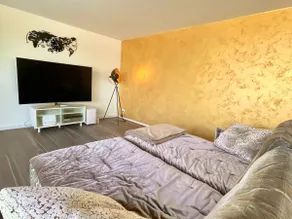 Luxury loft, hot tub, peace of mind - Image 2