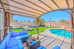 ☀ Luxury Family Vacation! Mini Golf - Heated Pool and Spa - RV Parking - Image 5