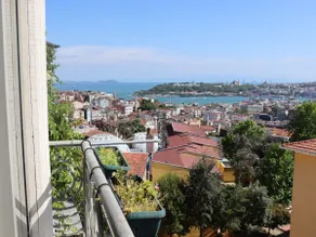 Stylish suite w/ sea view in the heart of the city - Image 3