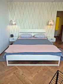 One bedroom apartment with seaview - Image 3