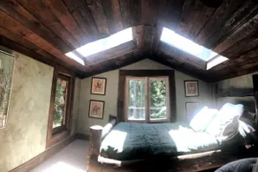 Romantic Log Cabin in the Woods - Hot Tub under the Stars -80 km's from CN Tower - Image 2